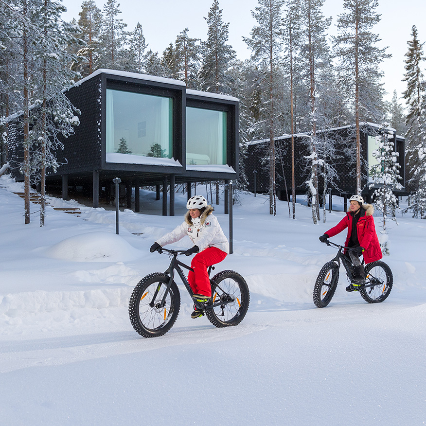 Complimentary winter activities in Arctic TreeHouse Hotel