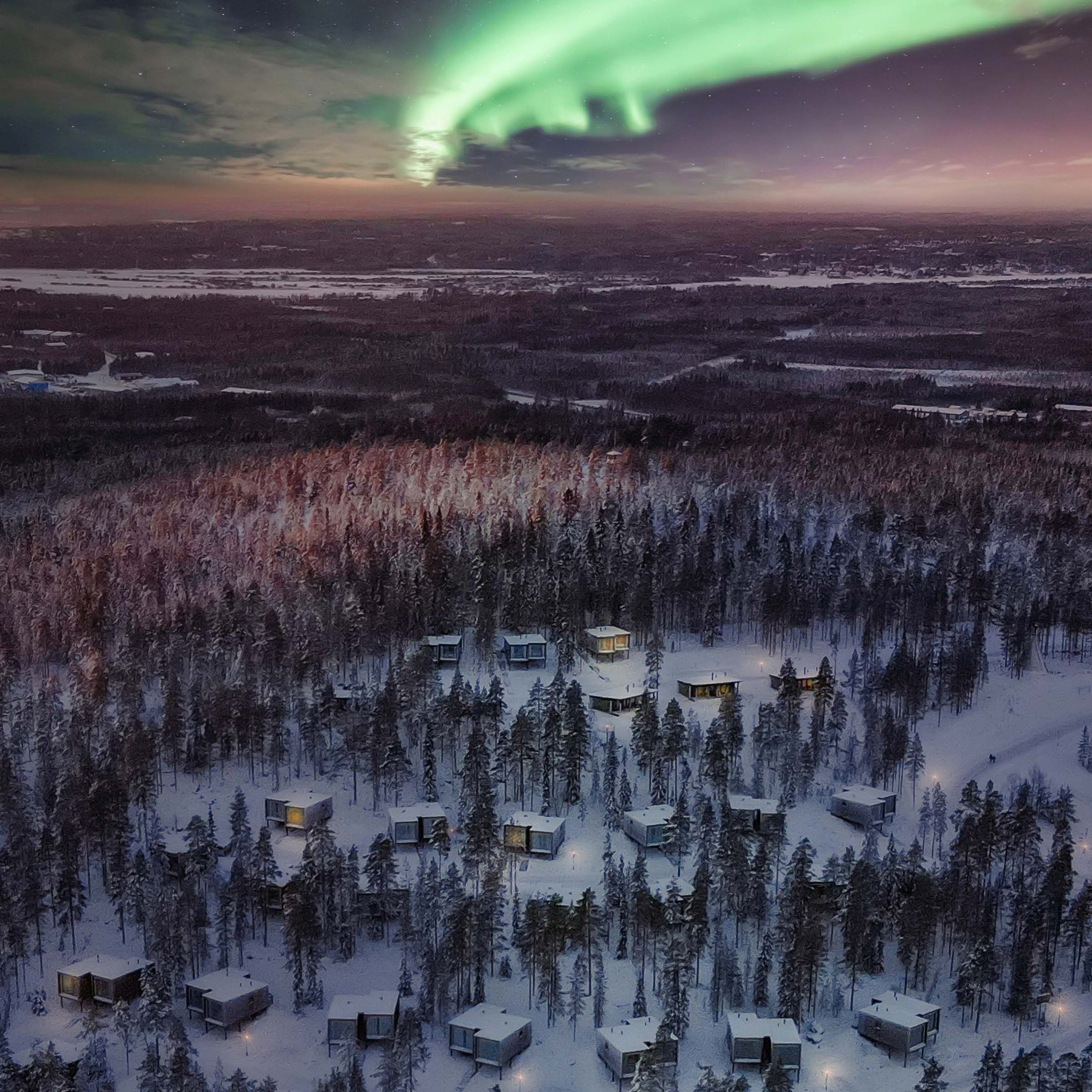 Arctic TreeHouse Hotel in Rovaniemi under the northern lights